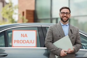 Fizičko lice prodaje firmi automobil.