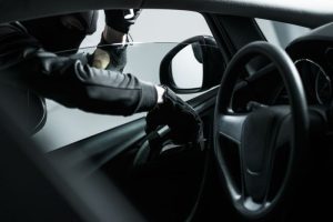 Naplate štete ako je ukraden auto i ključ.
