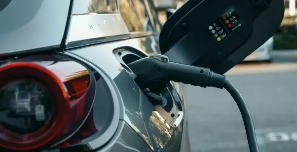 Auto elektro punjač