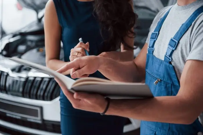 Dokumentacija za automobil