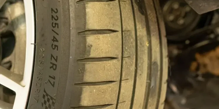 Oznake na gumama automobilskim